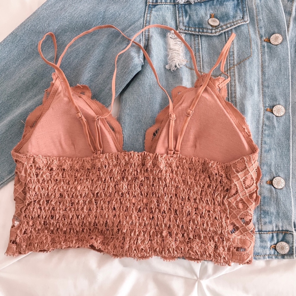 ❗️Last One  S❗️Mocha Crochet Flower Lace Bralette - Picture 2 of 2